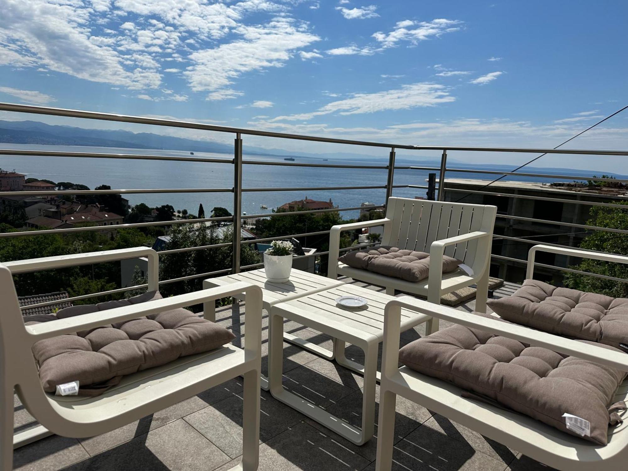 Vacation Home Lucija Slatina  ภายนอก รูปภาพ
